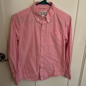 Place pink button-down shirt, kids’ size XL (14)